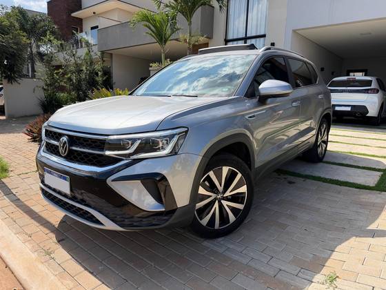 VOLKSWAGEN TAOS 1.4 250 TSI TOTAL FLEX HIGHLINE AUTOMÁTICO